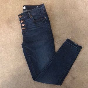 LOFT unpicked button down jeans!